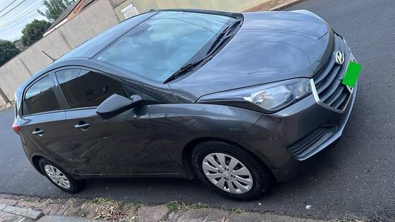 HYUNDAI HB20 1.0 COMFORT 12V FLEX 4P MANUAL HYUNDAI HB20 1.0 COMFORT 12V FLEX 4P MANUAL